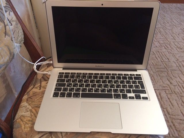 MacBook Air (13-inch, Early 2015) 