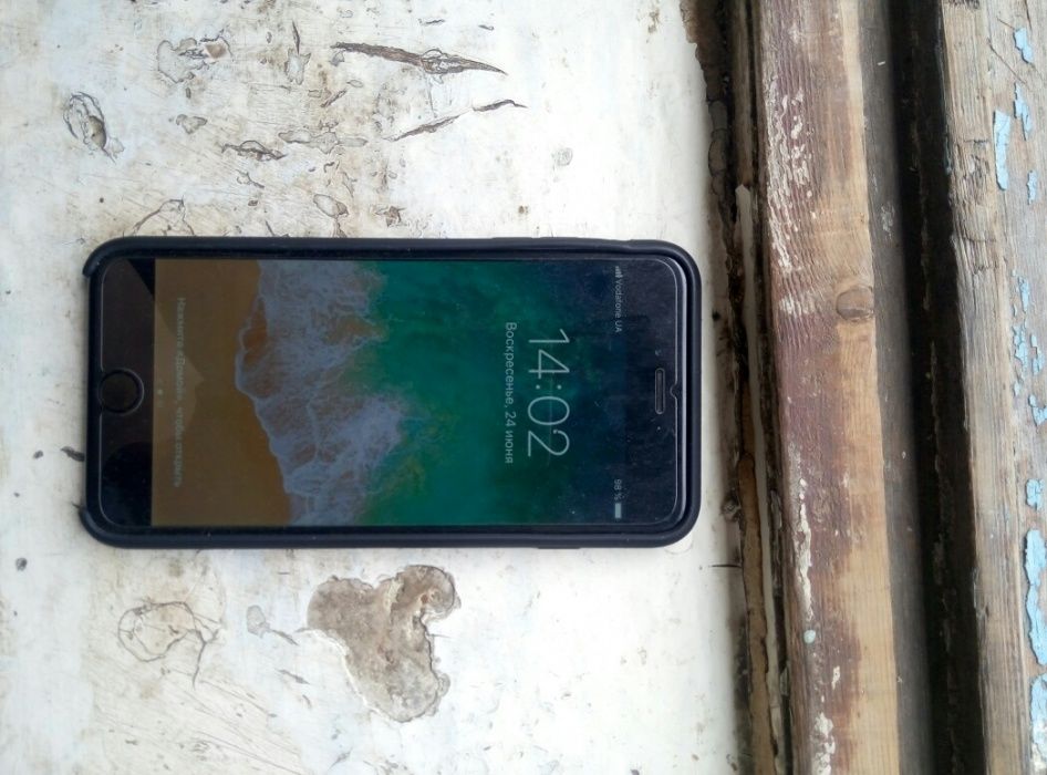 Продам Айфон 6+16г 