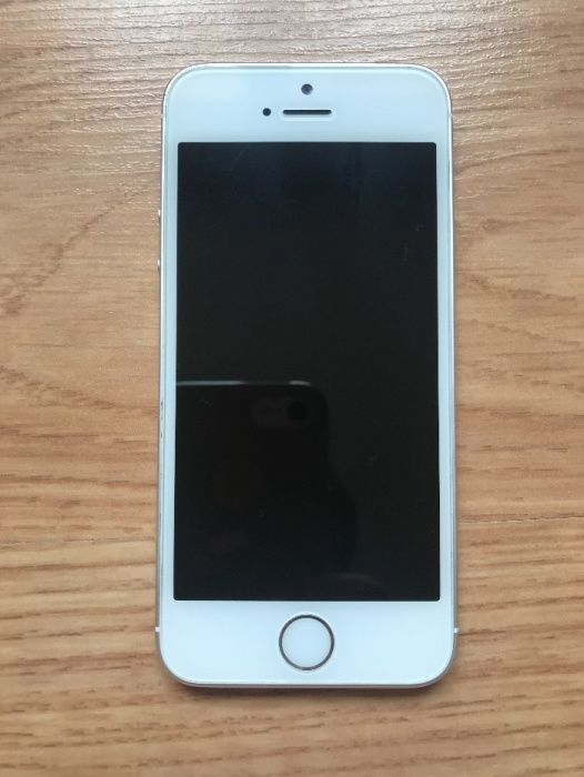 IPhone 5S silver unlocked 