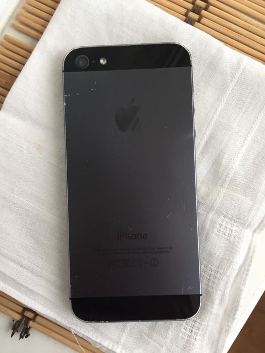 Продам Apple iPhone 5 