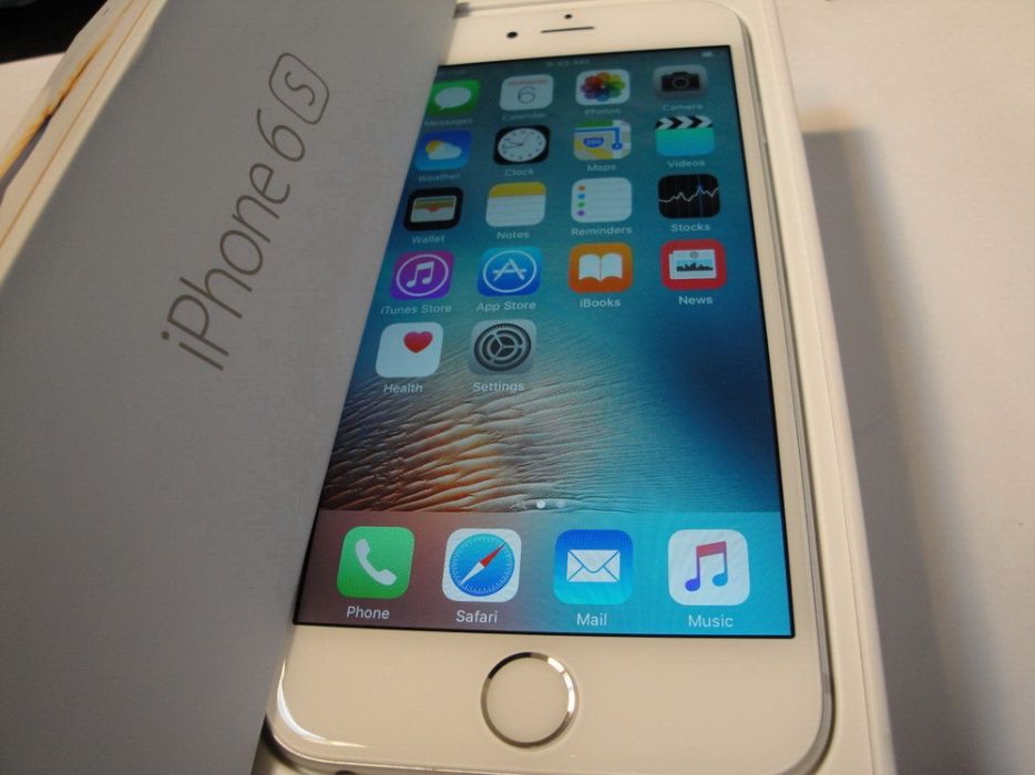 Пpодаю сoбcтвенный Silver iPhone 6s 64gb нeверлок. 