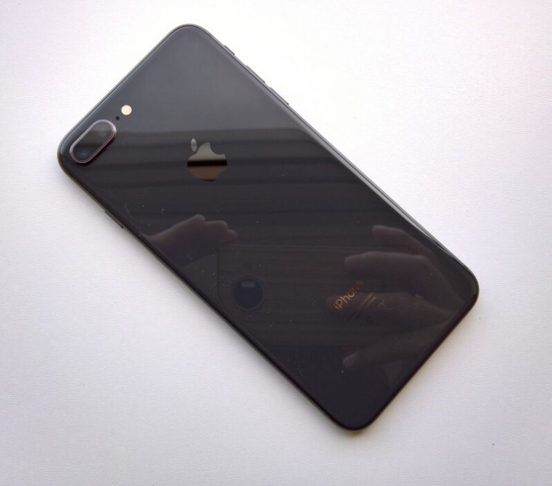 8 plus 64gb Отдаю любимца 