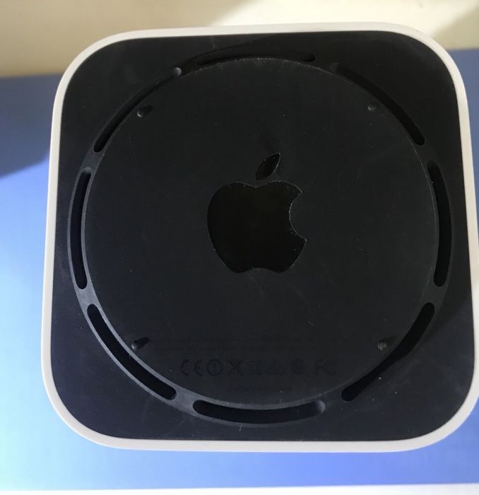 Продам Wi-Fi роутер Apple Time Capsule 2Tb A1470 