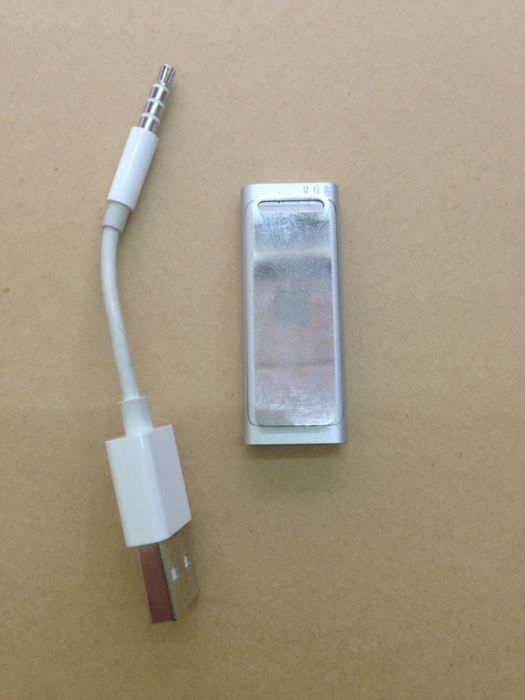 Apple iPod shuffle 3gen 2gb a1271 