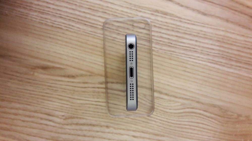 Продам IPhone SE 16gb Neverlock Идеал 