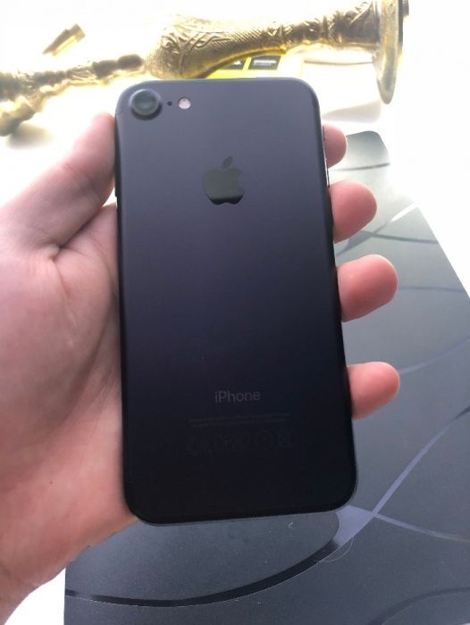 Iphone 7 128 gb как новый black never lock 