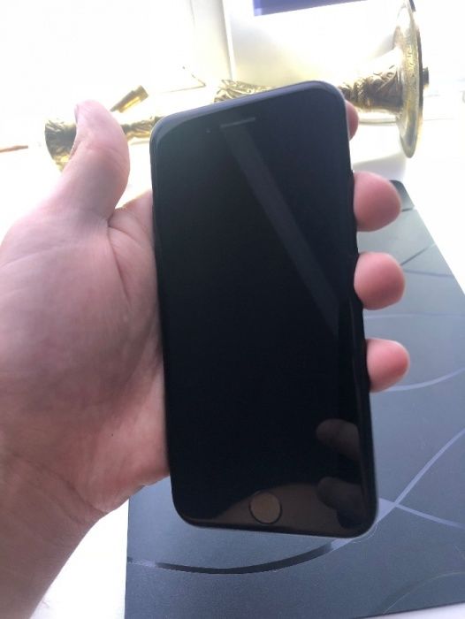 Iphone 7 128 gb как новый black never lock 
