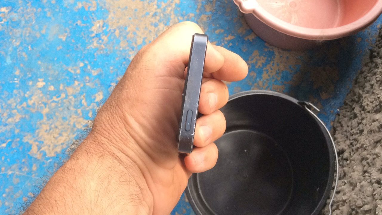 iPhone 5 space gray