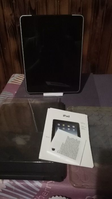 Ipad 1 WI-FI 3G 64GB + 3 чехла и пленка 