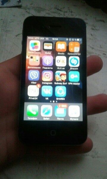 Продам iPhone 4 s 16gb 