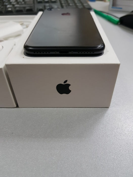 Apple IPhone 7 256 GB Jet black 