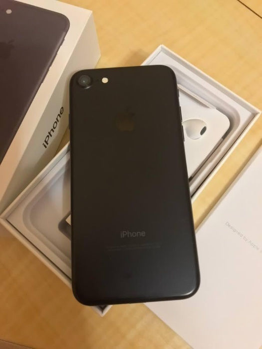 IPhone 7 32gb matte black 