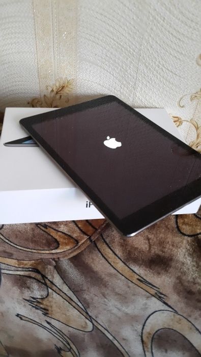Ipad air 16 space grey полный комплект