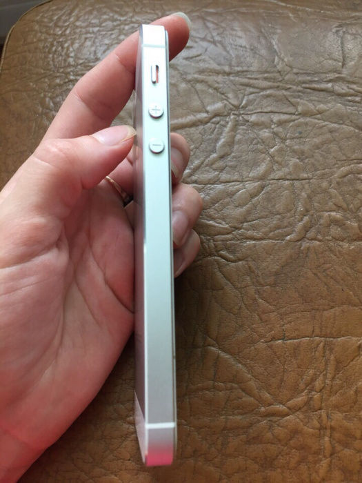 Продам iPhone 5 s Цена снижена