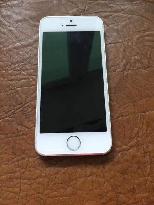 Продам iPhone 5 s Цена снижена