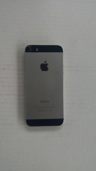 Продам iPhone 5s
