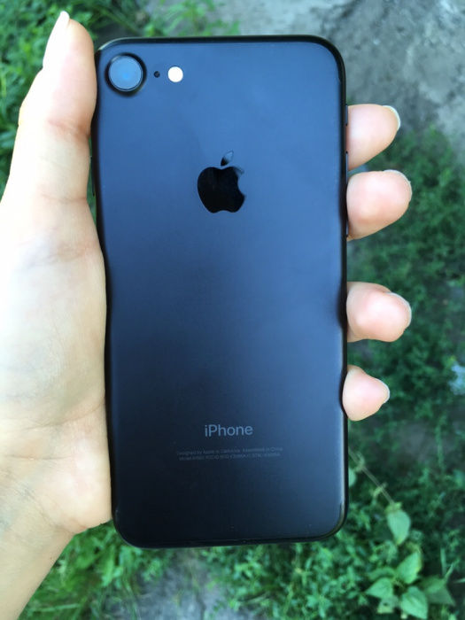 IPhone/ Айфон 7 - 128 gb - Matte Black