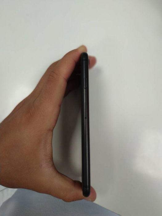 Продам Iphone 7 32Gb стан 10/10