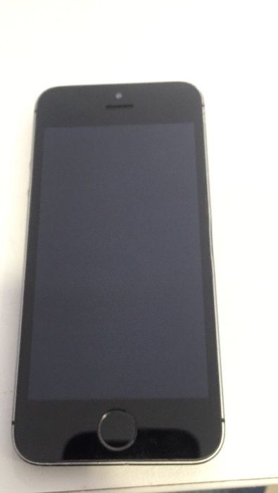 Смартфон iPhone 5S 16Gb