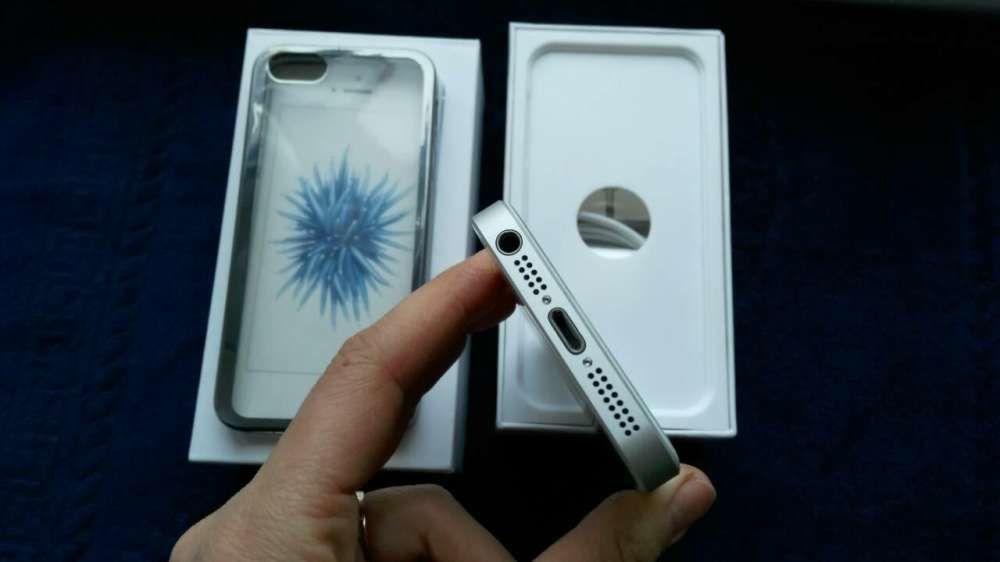 Продам или обменяю iPhone SE 