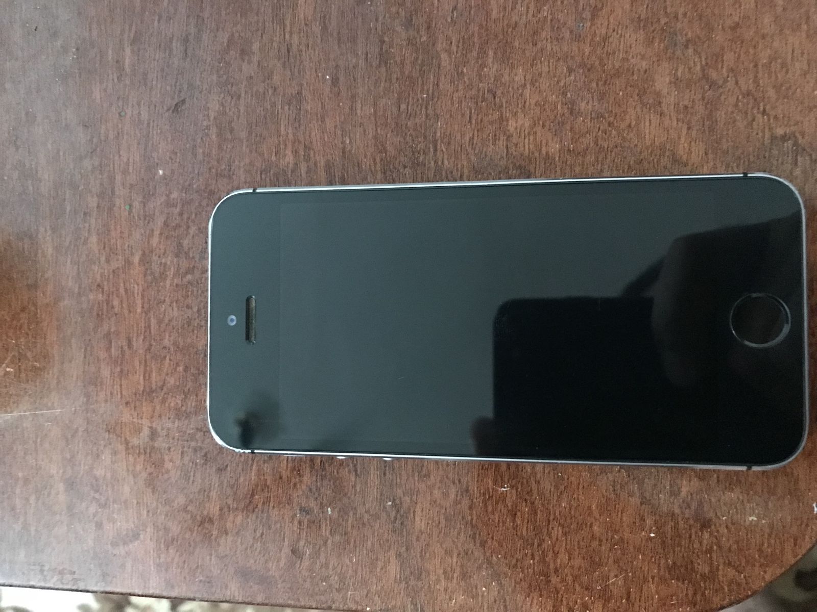 Продам айфон 5s
