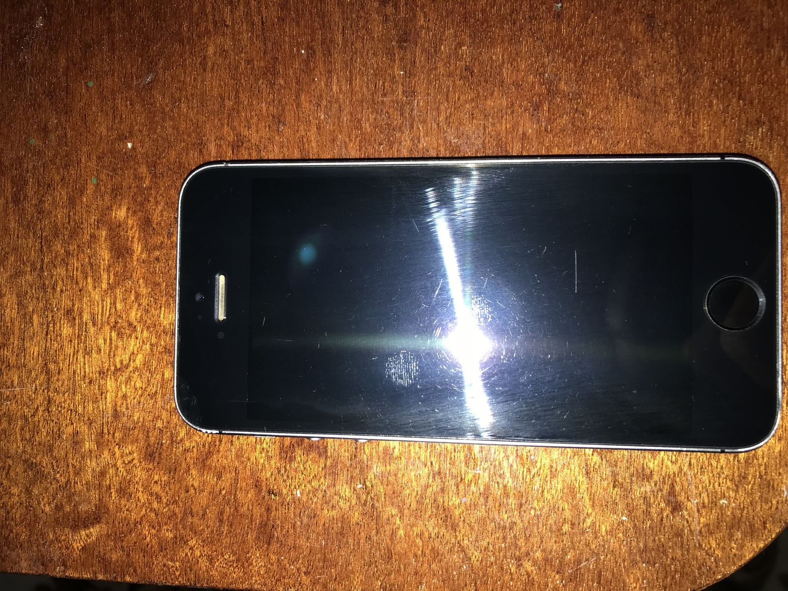 Продам айфон 5s