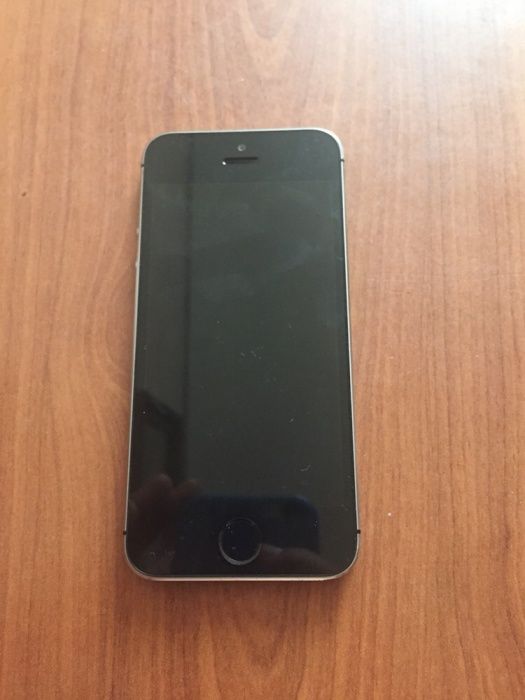 Срочно! Продам IPhone 5s
