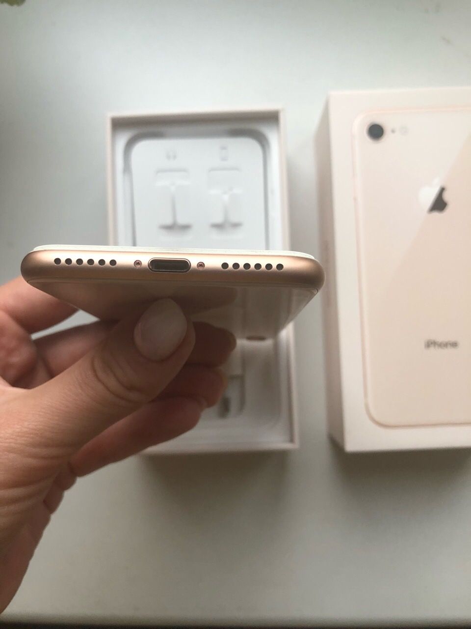 iPhone 8 rose gold 