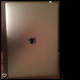 Продам MacBook Pro 15.4 2017г.