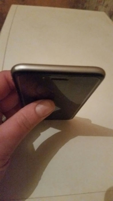 Продам терміново Айфон 6.64gb