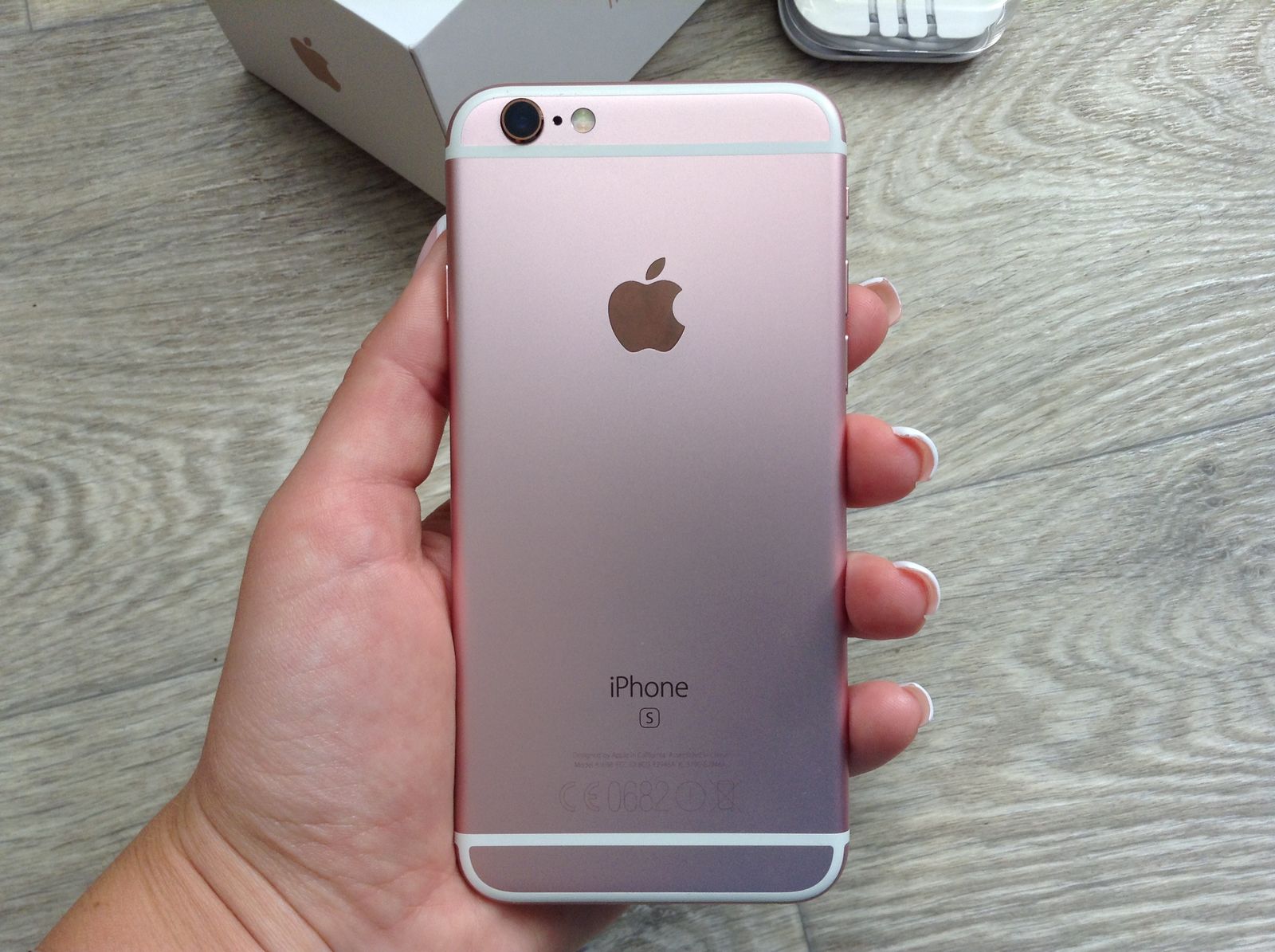 iPhone 6s rose gold 32 gb 