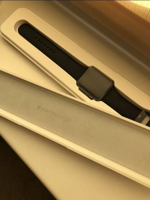 Apple watch sport 42mm series 1