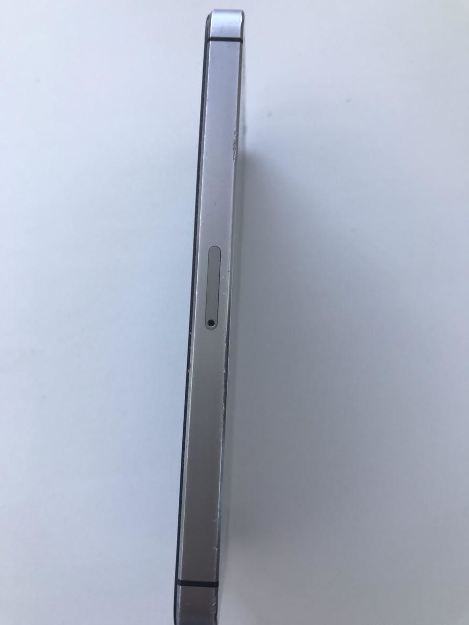 Продам Iphone 5S