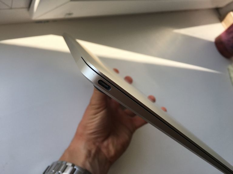  Apple (2015) MacBook Retina 12