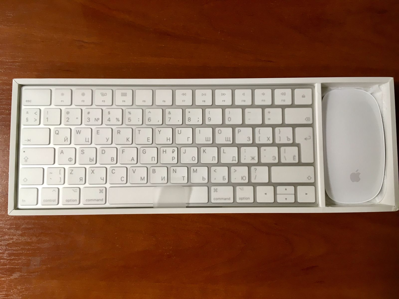Apple Magic Keyboard RUS + Magic Mouse 2