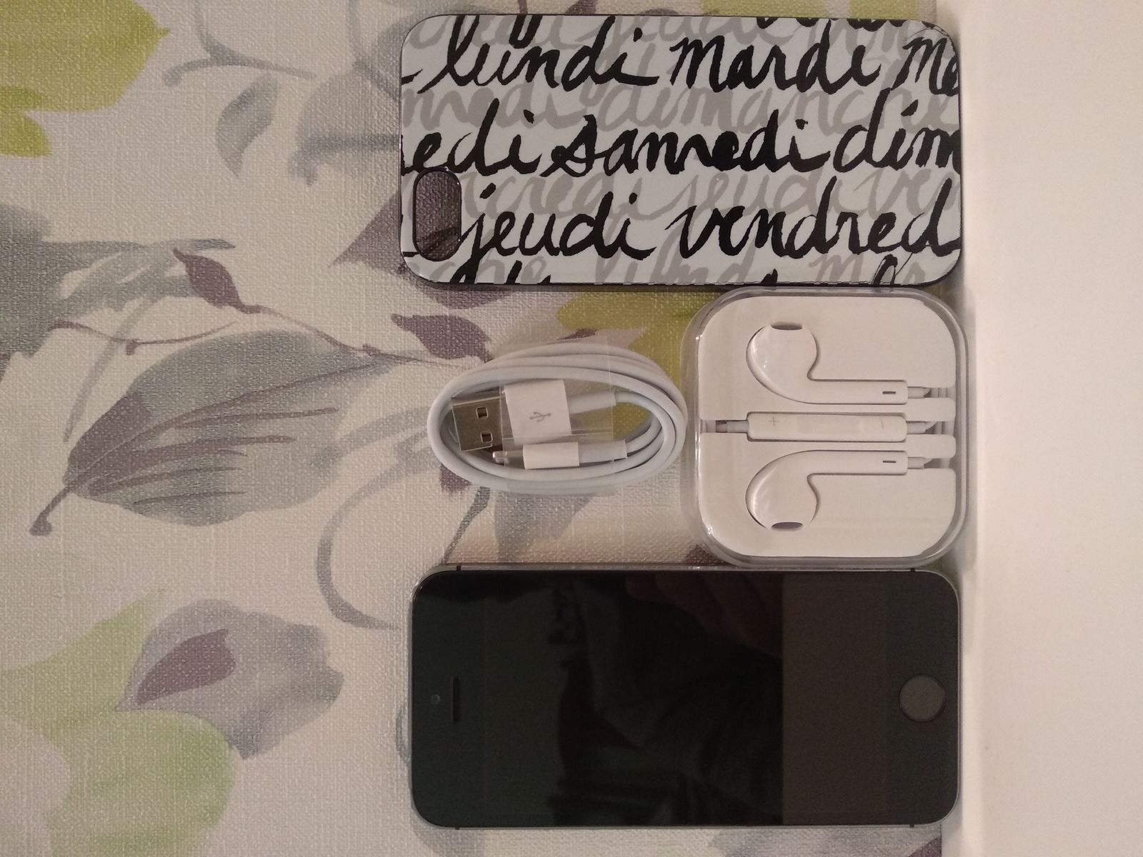 iPhone 5s 16 gb 