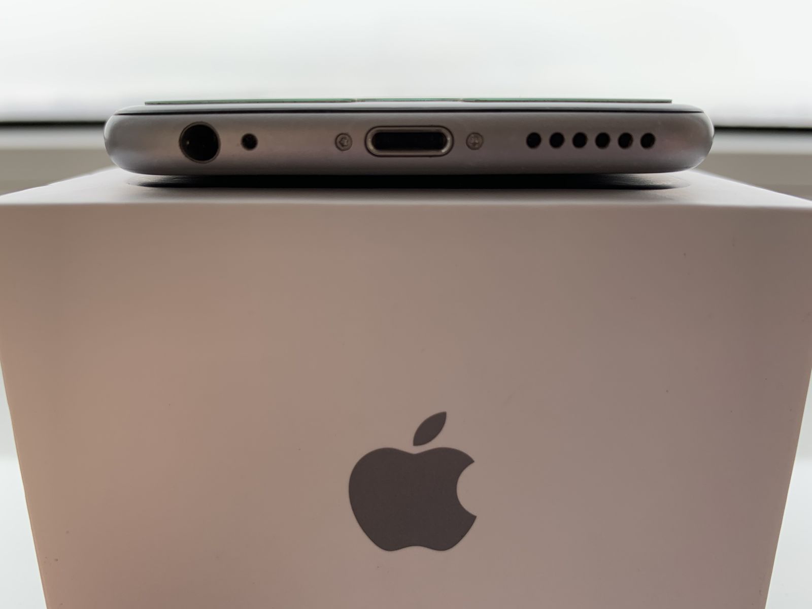 iPhone 6s 16GB Space Gray