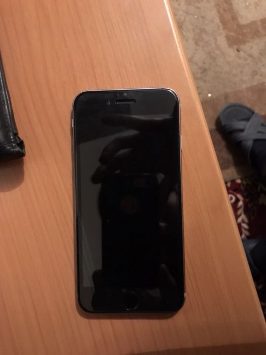 Продам Iphone 6