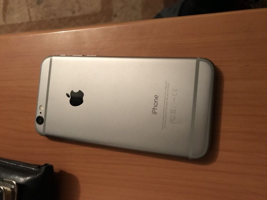 Продам Iphone 6