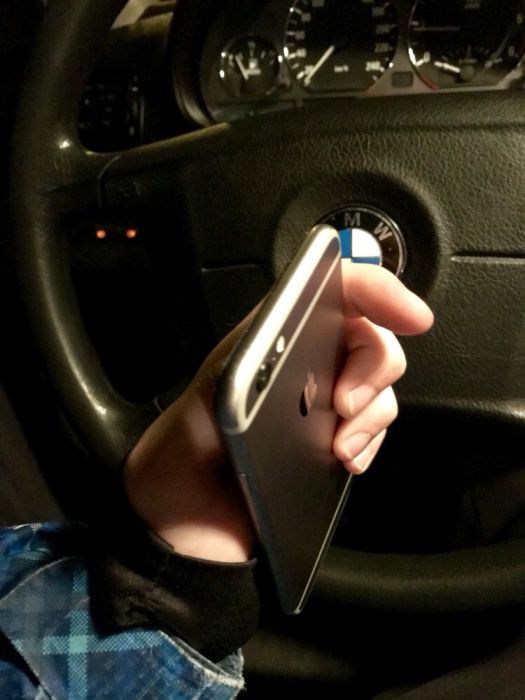 Продам Iphone 6