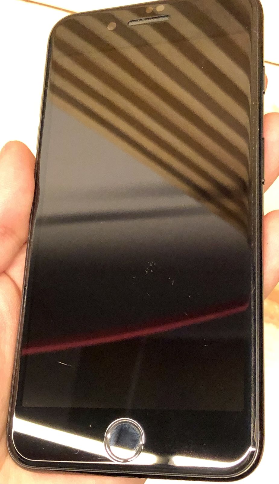Продам iPhone 7 Plus 128Gb Jet Black