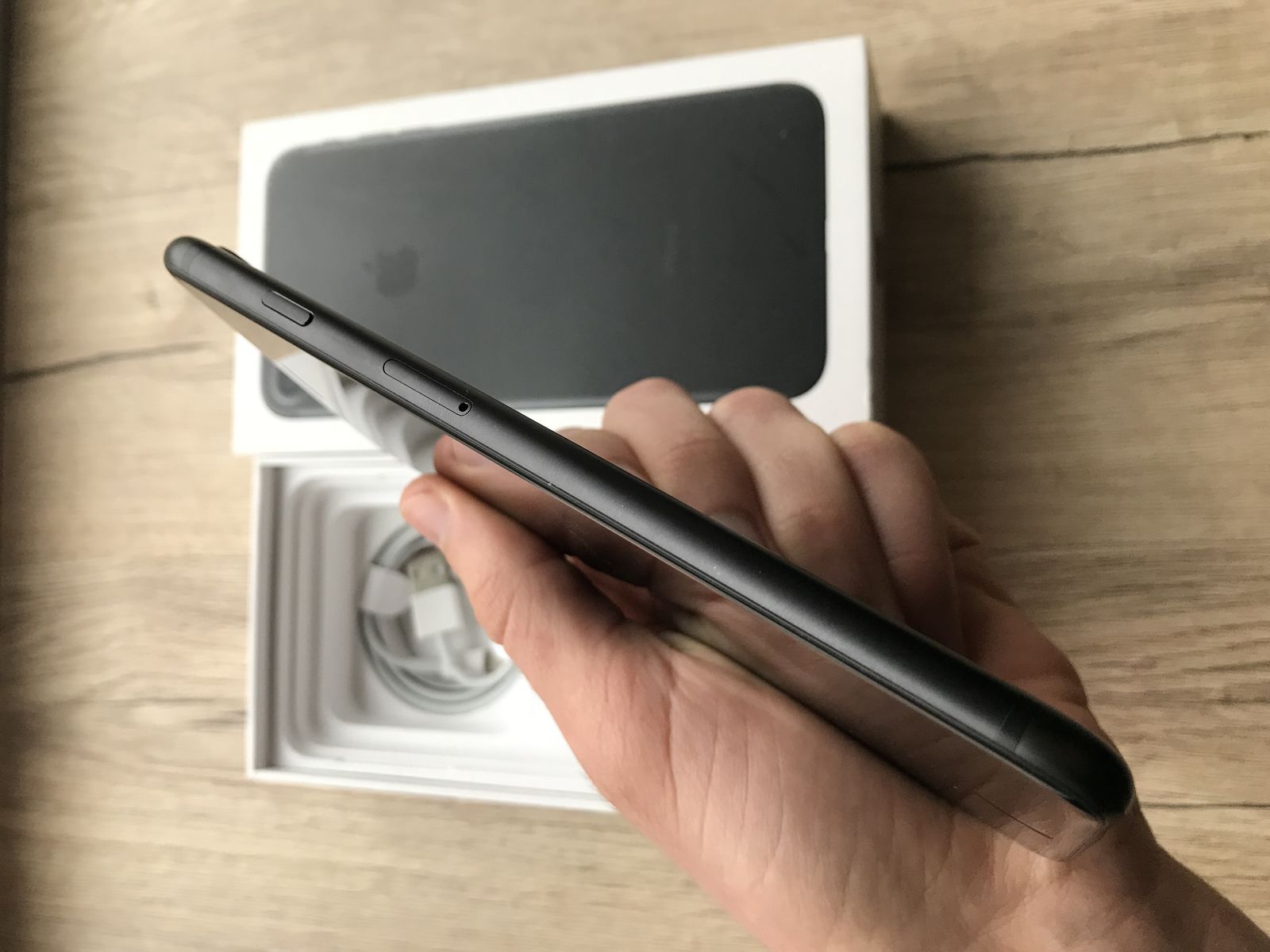 Продам iPhone 7 Plus 32Gb Neverlock Black Matte