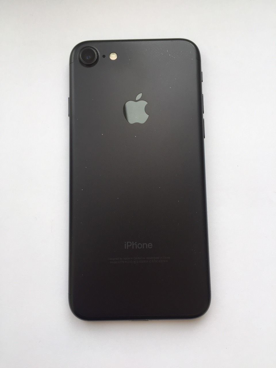 Iphone 7 / Айфон 7 / 32 gb