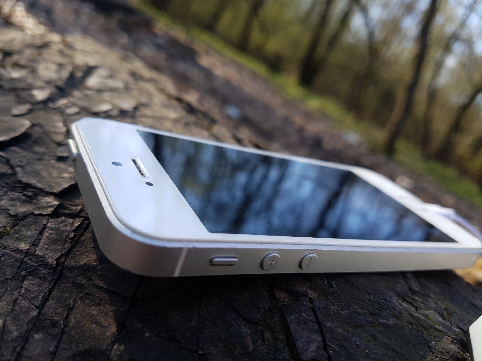 iphone SE silver 16Gb