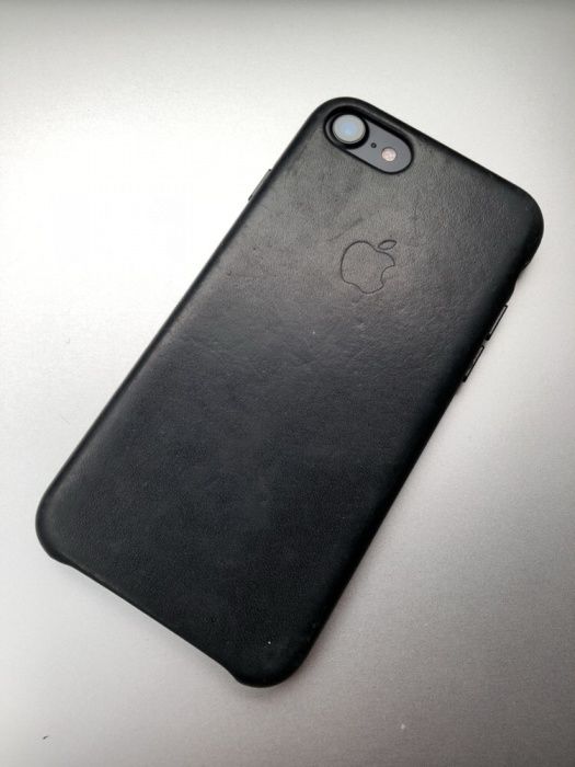 IPhone 7 256Gb идеальный + чехол и стекло в подарок