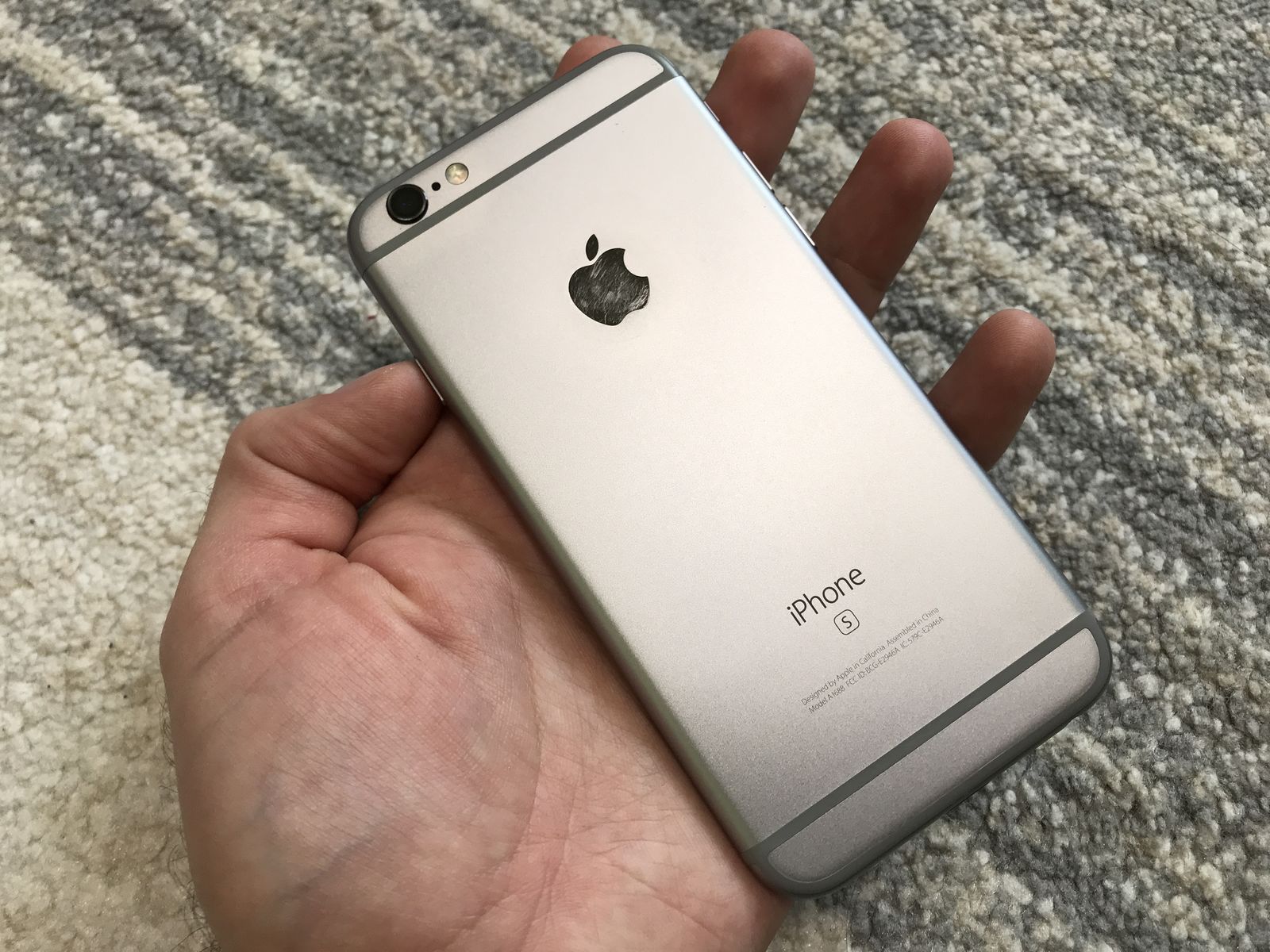 iPhone 6S 32GB Space Gray Neverlock отличное состояние!