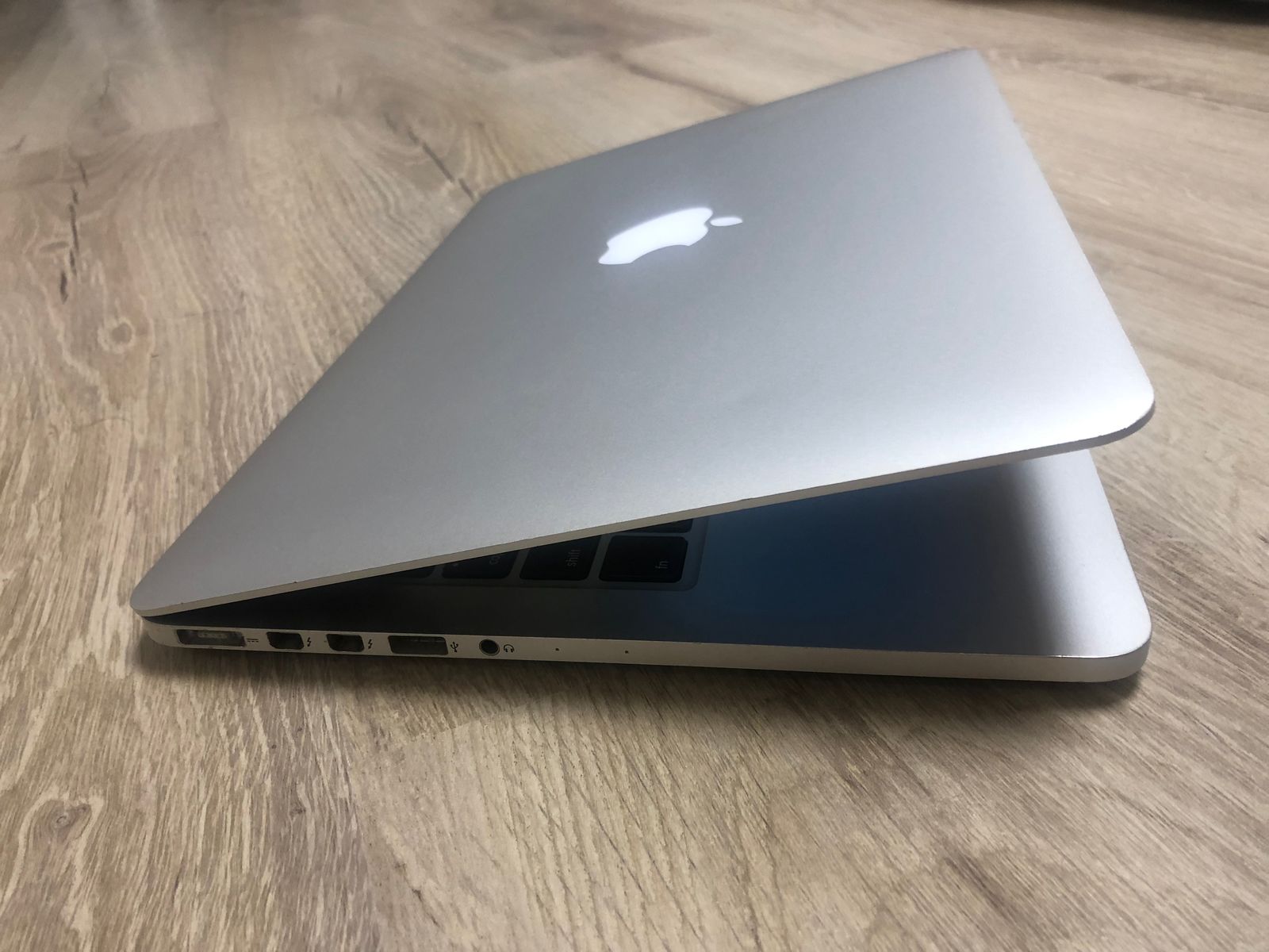 MacBook Pro 13 2014 i5-2,8/16 оперативки/ссд 128гб ГАРАНТИЯ!