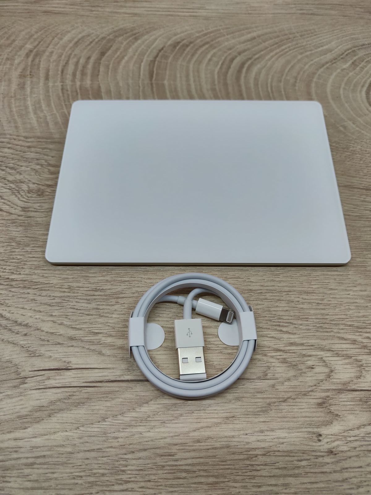 Новый Apple Magic Trackpad 2 (MJ2R2). С кабелем, без коробки.