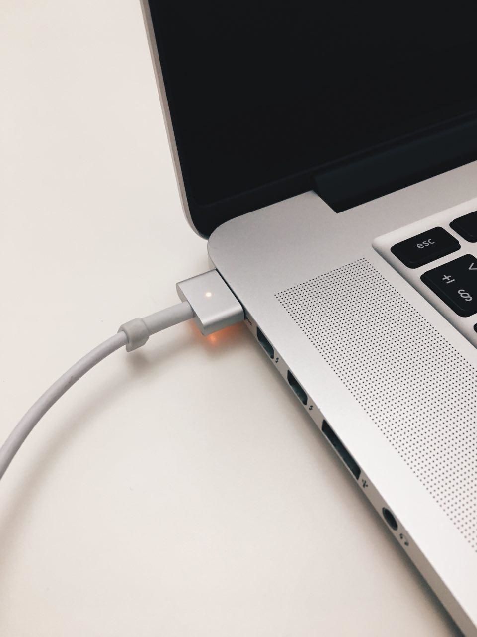 Apple MacBook Pro 15 Retina A1398