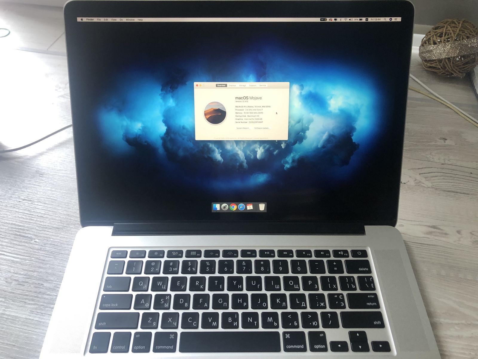 Продам Macbook Pro 15 (MJLT2) 2015